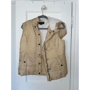 Coffeeshop Winter Vest